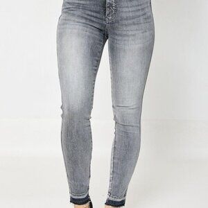 Judy Blue High Waist Tummy Control Release Hem Skinny Jeans in Black - 15 / 32
